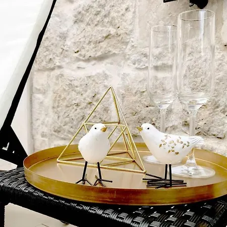 فيلة Luxury Designer Apartment With Terrace In Center